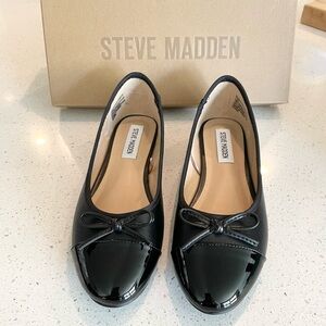 Steve Madden Ellison Black Bow Flats